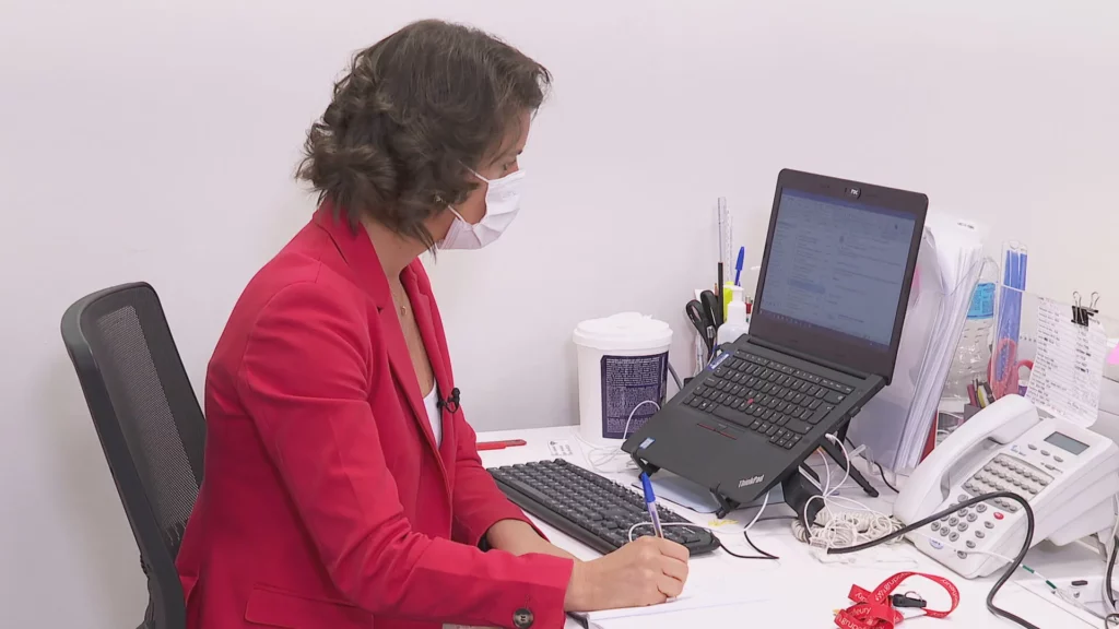 Secretárias reinventam a rotina da profissão durante a pandemia de Covid-19